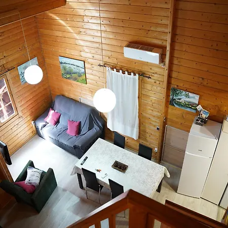 Caseta De Fusta Hébergement de vacances *